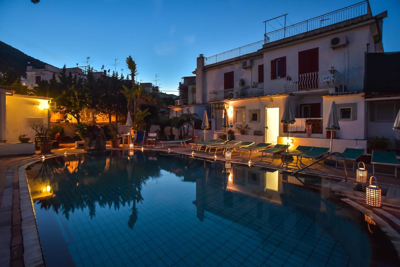 Charme Hotel La Villa Tina Іскія Екстер'єр фото